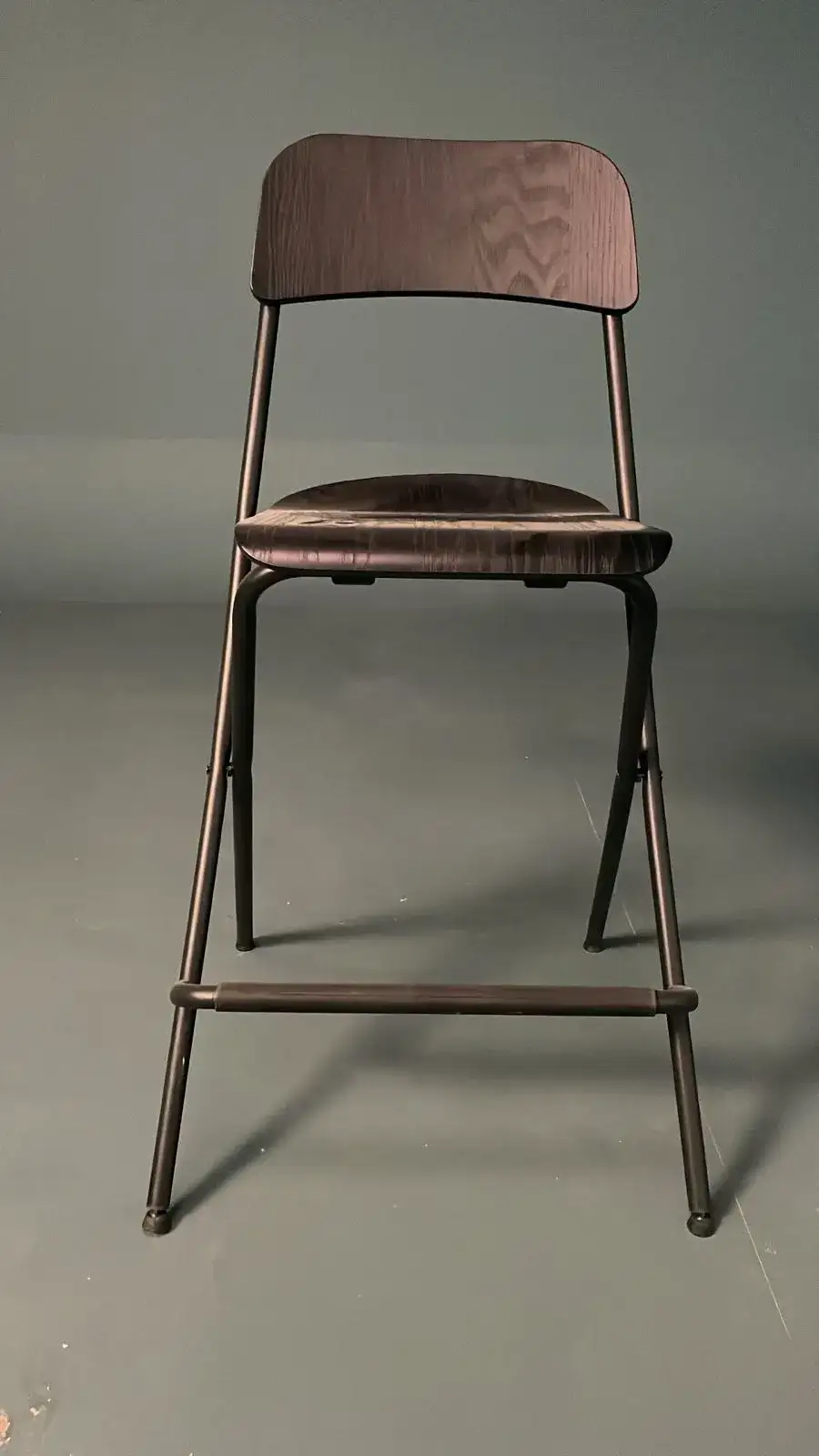 Long Chair with Iron Legs – Cinematic Decor - Main image for rent | Estajer