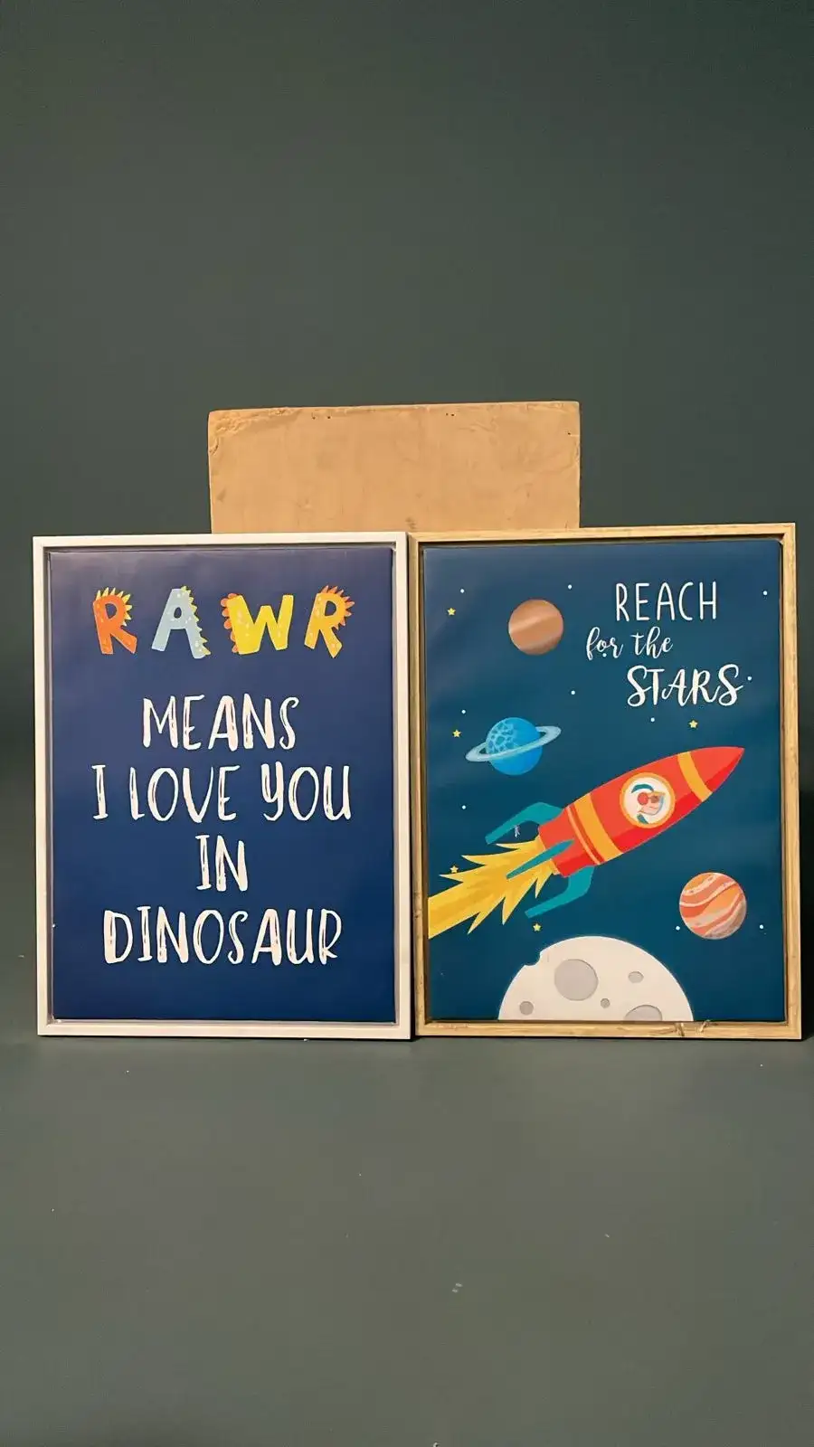 طقم لوحة أطفال – صاروخ فضاء واقتباس – ديكور تصوير سينمائي - الصورة الرئيسية للإيجار | استأجر