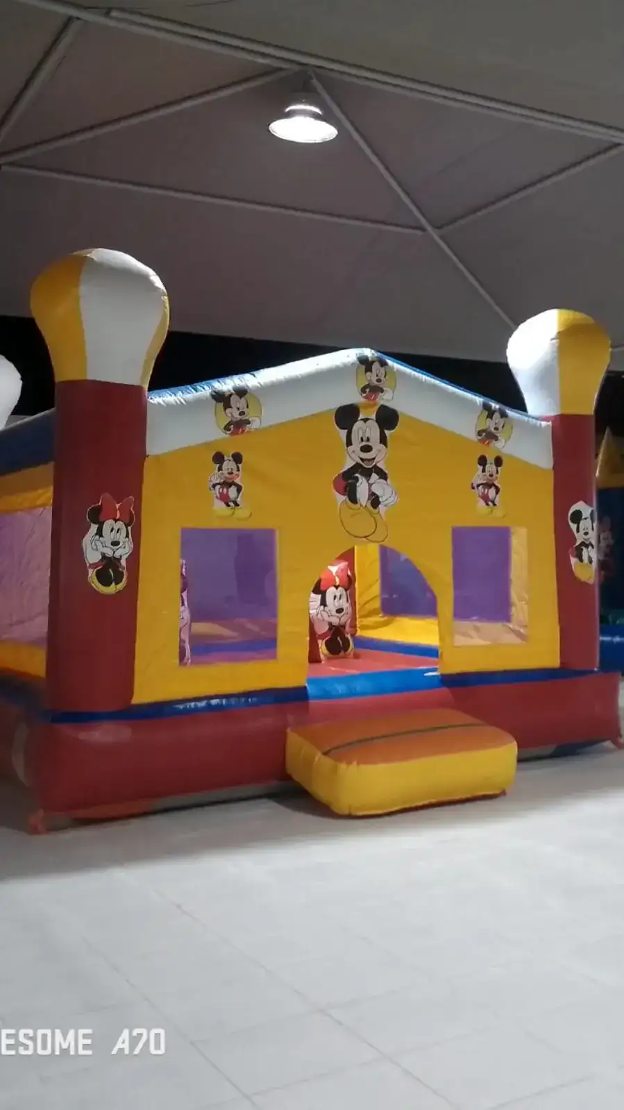 النطيطة الهوائية – قفص دخول أمامي - Main image for rent | Estajer