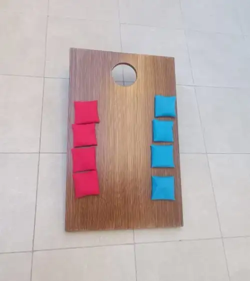 لعبة رمي أكياس الرمل في الأهداف 80 - صورة 3 للإيجار | استأجر