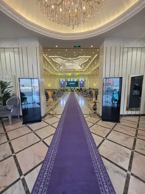 شاشة تفاعلية طولية 55 بوصه  - Image 4 for rent | Estajer