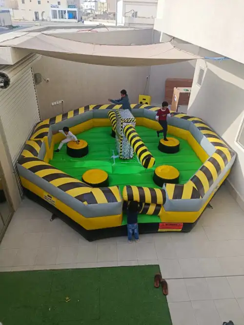 لعبة ميلتداون بالعصا الدوارة - اقفز أو انخفض لتتجنب الضربة الدوارة 67 - صورة 2 للإيجار | استأجر