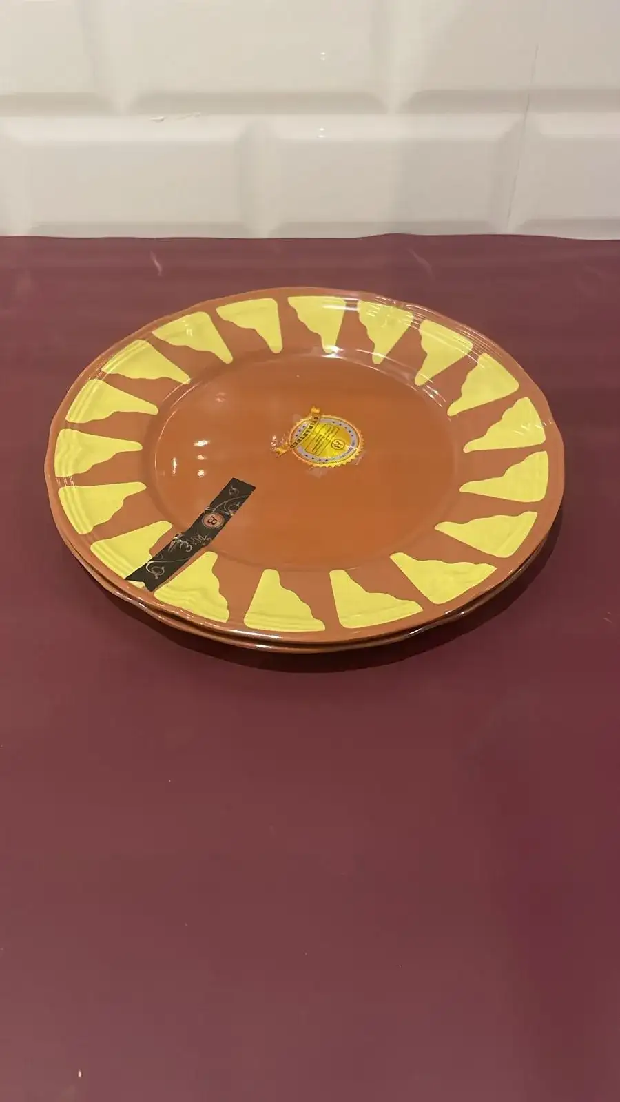 Modern Serving Plate – Film Production Props - Main image for rent | Estajer