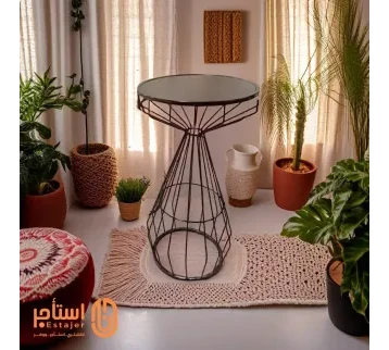 طاولة مرتفعة ، انيقة وعصرية ، مناسبة للاحتفالات والمناسبات ، للايجار اليومي والشهري للإيجار | استأجر