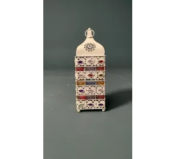 فانوس بطابع رمضاني أبيض وألوان – بروبس تصوير سينمائي للإيجار | استأجر