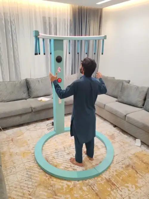 Reflex Stick Catch Game – Grab it before it drops! 75 - Image 3 for rent | Estajer