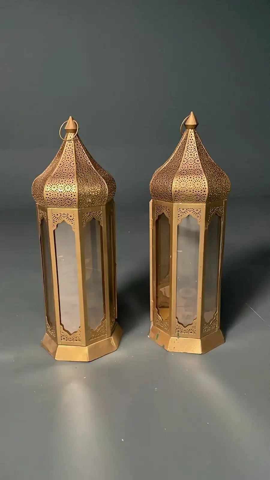 فانوس طويل داخلية شمع – بروبس تصوير سينمائي  - الصورة الرئيسية للإيجار | استأجر