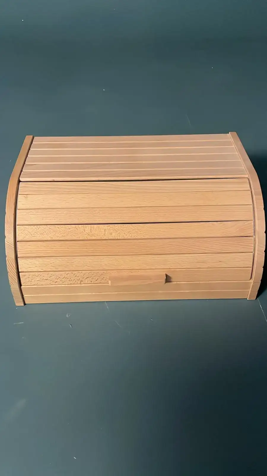  حافظة خبز خشبية – ديكور تصوير سينمائي - الصورة الرئيسية للإيجار | استأجر